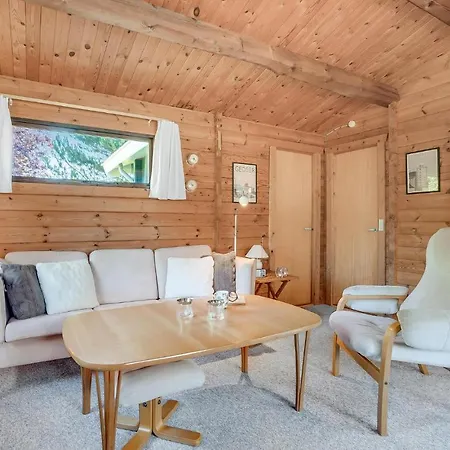 Three-bedroom In Vaggerlose Feriehus *